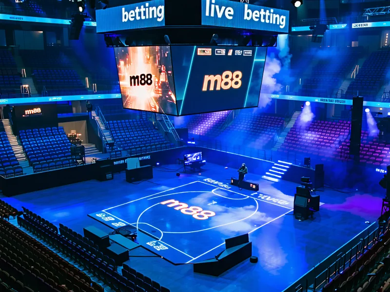 Hình ảnh các pha hành động đỉnh cao trong trận đấu Esports, thể hiện sự kịch tính và đa dạng của các kèo cược tại M88
